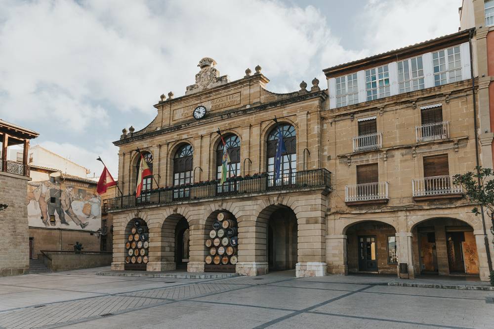CCOO, CSIF y UGT denuncian la dejadez y unilateralidad del Ayuntamiento de Haro, con un solo agente de policía en fin de semana
