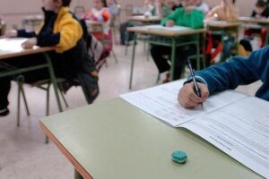 FeSP-UGT denuncia la desconfianza hacia la labor docente que demuestra la Consejería con las reválidas de Primaria y Secundaria