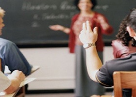 Fesp-UGT Enseñanza denuncia que la Consejería no cubrirá ninguna baja de profesorado desde el 15 de marzo hasta el 9 de abril