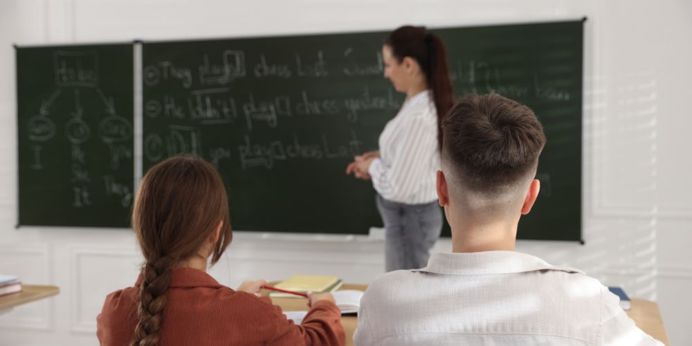 UGT se opone a la OPE en Educación y acusa a la Consejería de no querer reducir la temporalidad entre los docentes riojanos