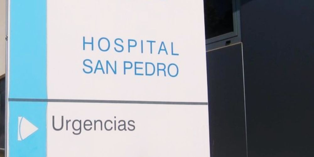 UGT denuncia la saturación de las Urgencias del San Pedro con 43 pacientes pendientes de ingreso y exige reforzar las plantillas para este verano