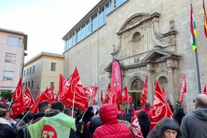 Grito unánime en el Parlamento de La Rioja contra el incumplimiento de las ratios