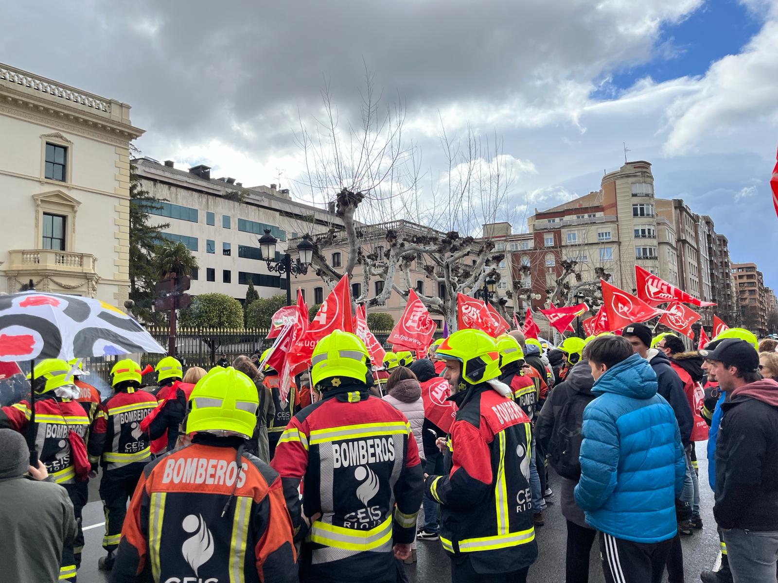 Los bomberos del CEIS Rioja piden el cese inmediato del gerente por su incapacidad para gestionar el servicio durante estos 8 meses