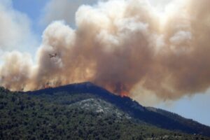 Bomberos forestales y la Consejería de Sostenibilidad y Transición Ecológica cierran la Mesa Técnica con opciones de llegar a un acuerdo