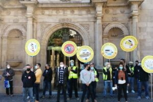 El Comité de Empresa de Ferrovial denuncia la falta de respeto e incapacidad de gestión del transporte sanitario por parte de la consejera de Salud