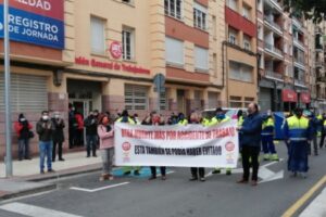 UGT ha guardado un minuto de silencio en memoria de la trabajadora de UTE Logroño Limpio fallecida ayer